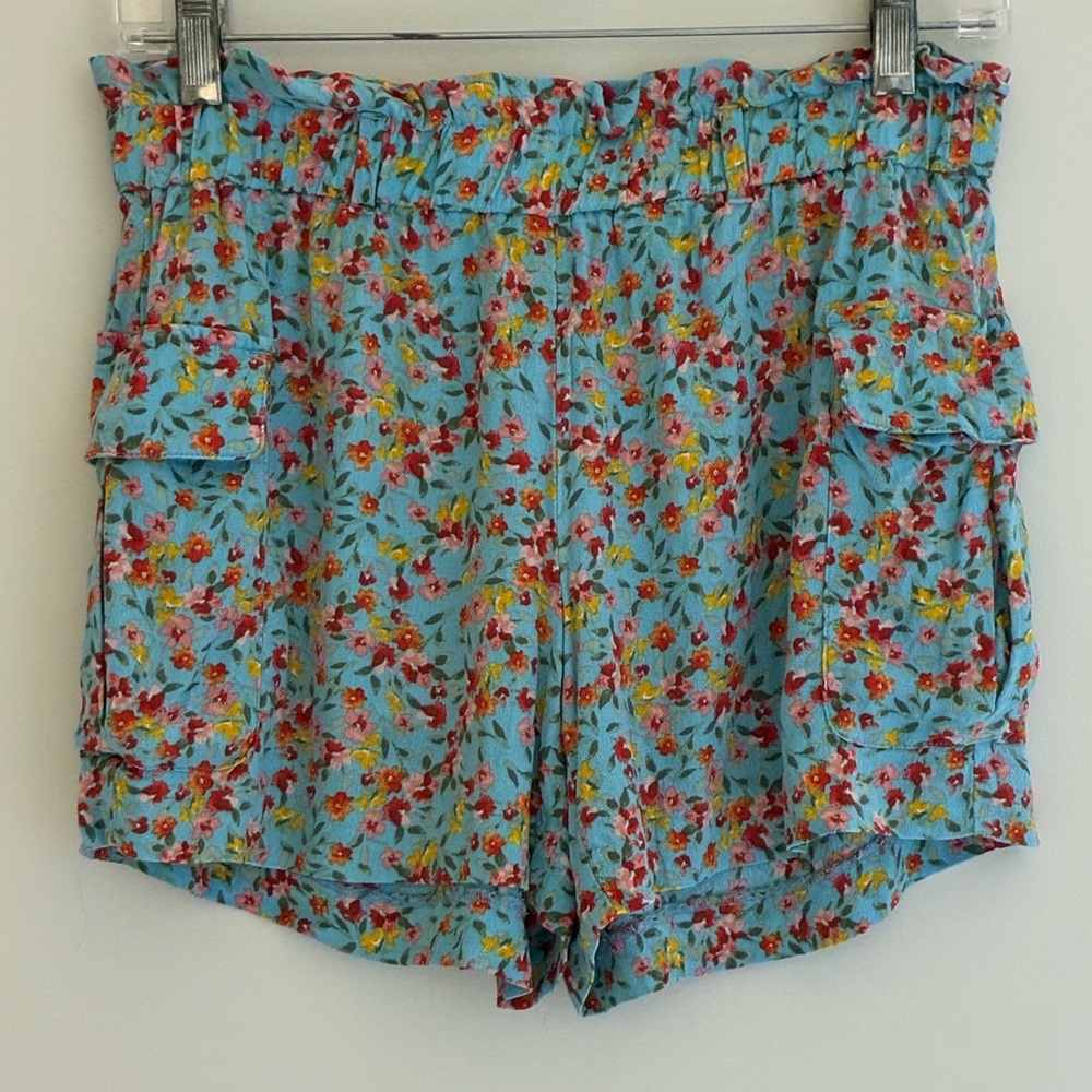 LOFT floral summer shorts